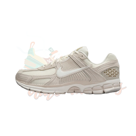 Nike Vomero 5 “HF1553-100”