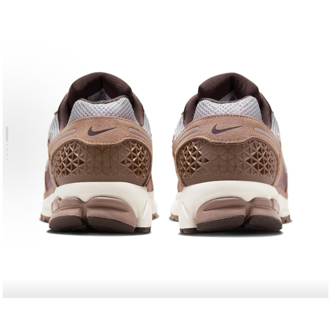 Nike Vomero 5 “HF1553-200”